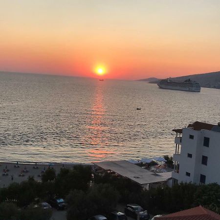 Sunset Apartment Sarandë Exteriör bild