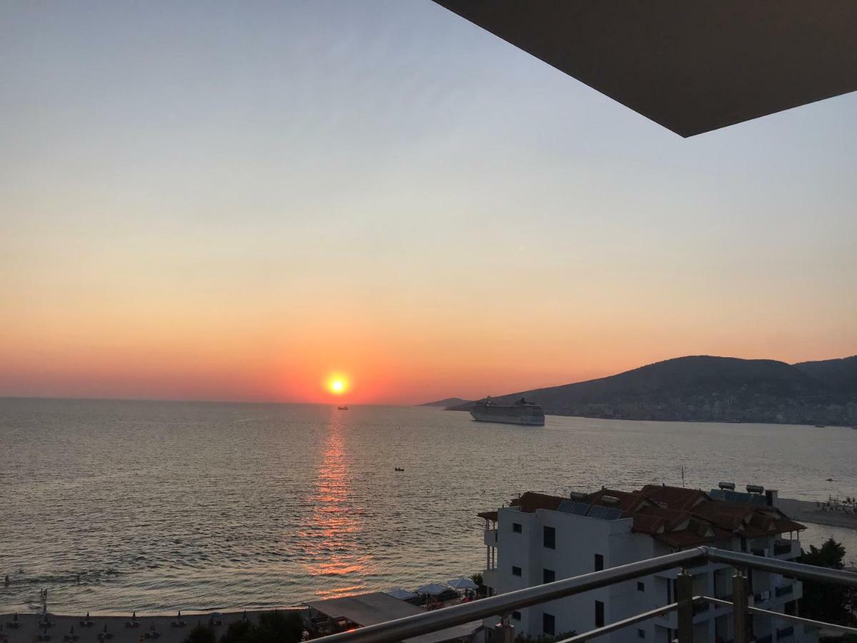 Sunset Apartment Sarandë Exteriör bild