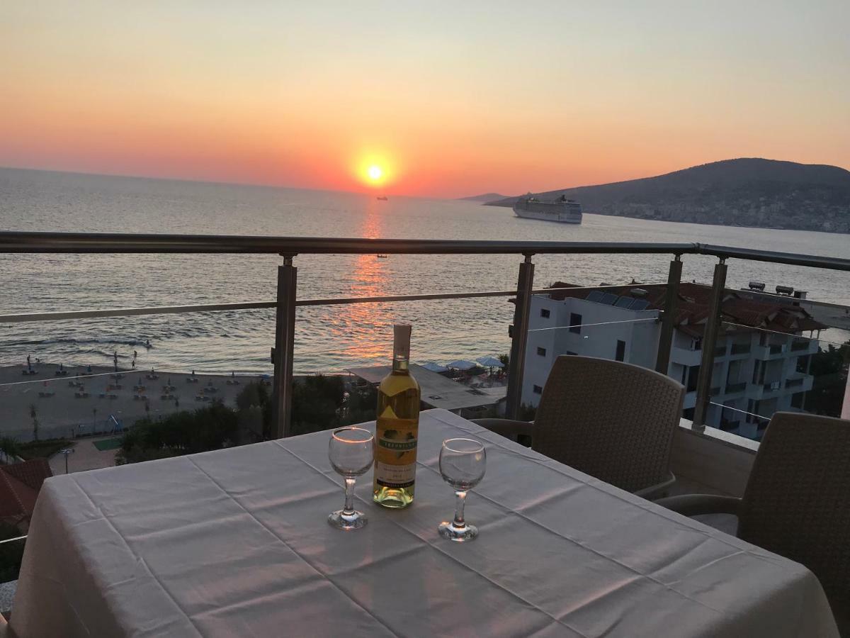 Sunset Apartment Sarandë Exteriör bild